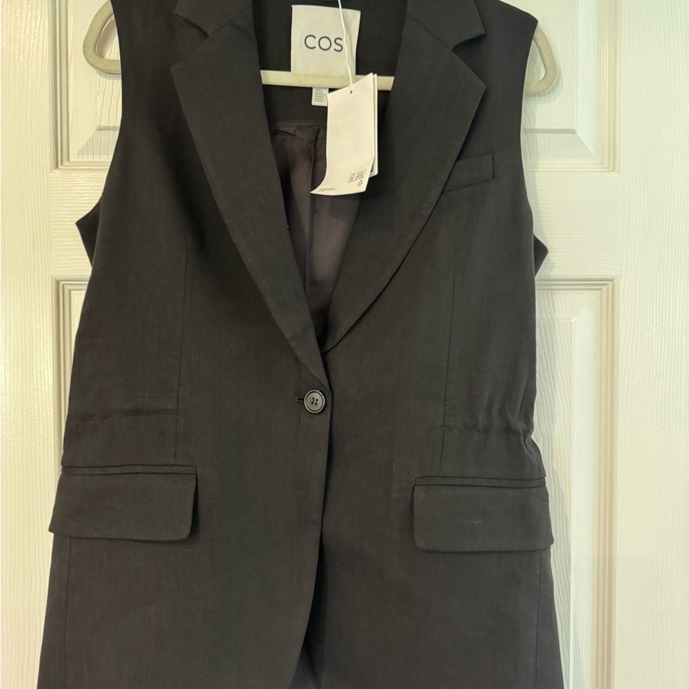 COS Women's Dark Gray Sleeveless Vest